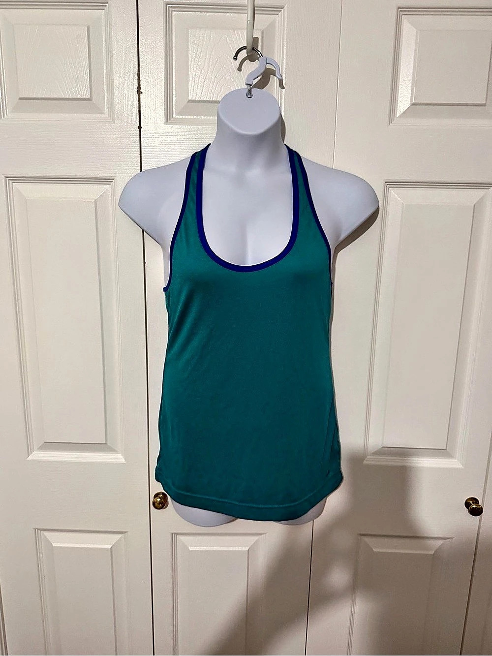 Green & Blue Athletic Tank Top Like New